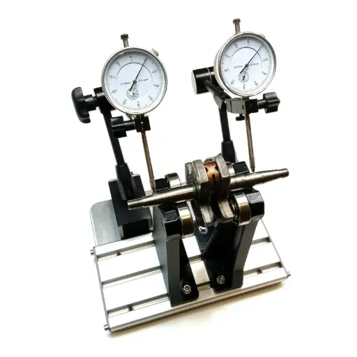 Banco bilanciatura/equilibratura alberi motore e masse rotanti con Comparatori e Supporti